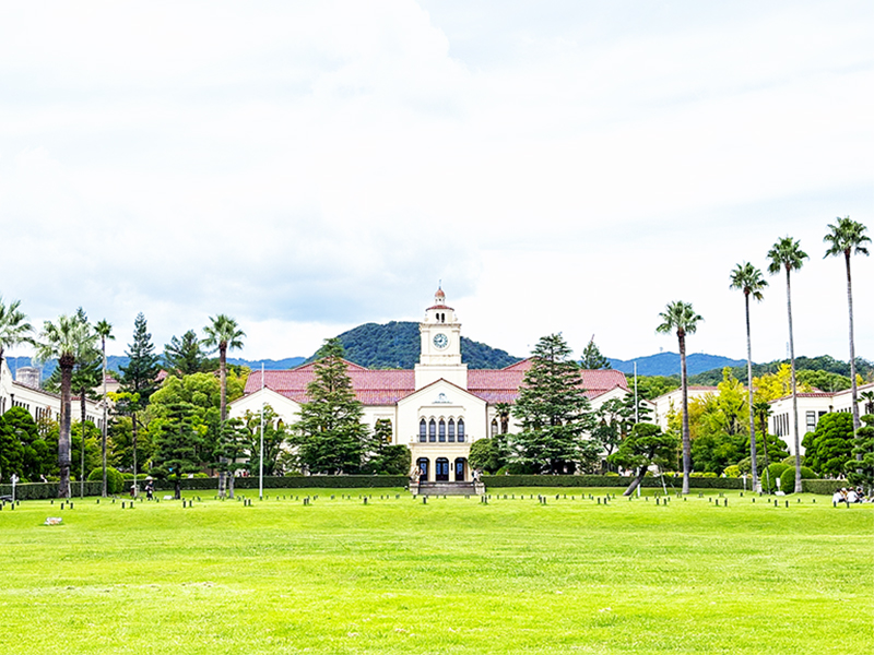 【関西学院大学】ヴォーリズの理念が込められたキャンパスをヴォーリズ研究の第一人者が案内